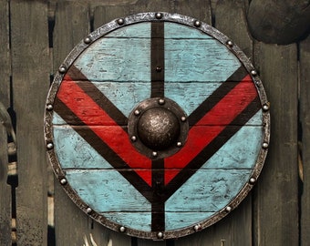 Escudo vikingo desgastado por la batalla de Lagertha