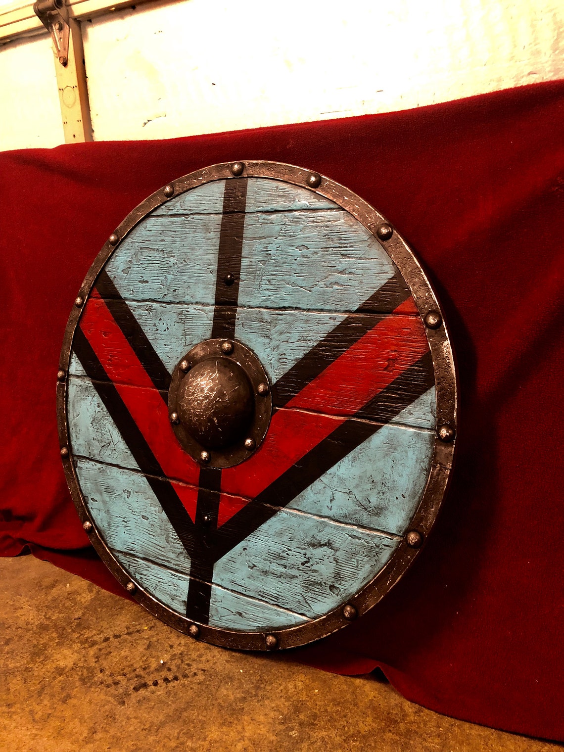 Bouclier Viking Battleworn - 24 Pouces (60 Cm) - Bois & Métal - Reproduction LARP