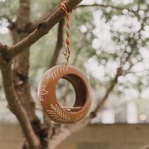 Hanging Bird House, Hanging Bird Feeder With Removable Perch, Outdoor & Garden, Hanging Bird House, Patio Bird Feeder, Bird Lover Gift