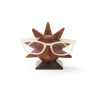 Brillenhalter, sonnenförmige Brillenhalter, Holzbrillenständer, handgeschnitzte Sonnenstatue, Schulanfanggeschenk, Sonnenbrillenständer
