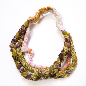 Upcycled Sari Stirnband ~ Bunter Cabana Stil, breites elastisches Band, einzigartiges Handwerker Stirnband, Geburtstagsgeschenk für Mama, traditionelle Accessoires Bild 5
