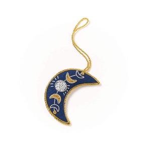 Enfeite de abelha de pelúcia, decoração para árvore de Natal, enfeite de feltro com miçangas, decoração para lareira, enfeite bordado, decoração natalina de feltro, presente para colocar na meia de Natal Moon Ornament