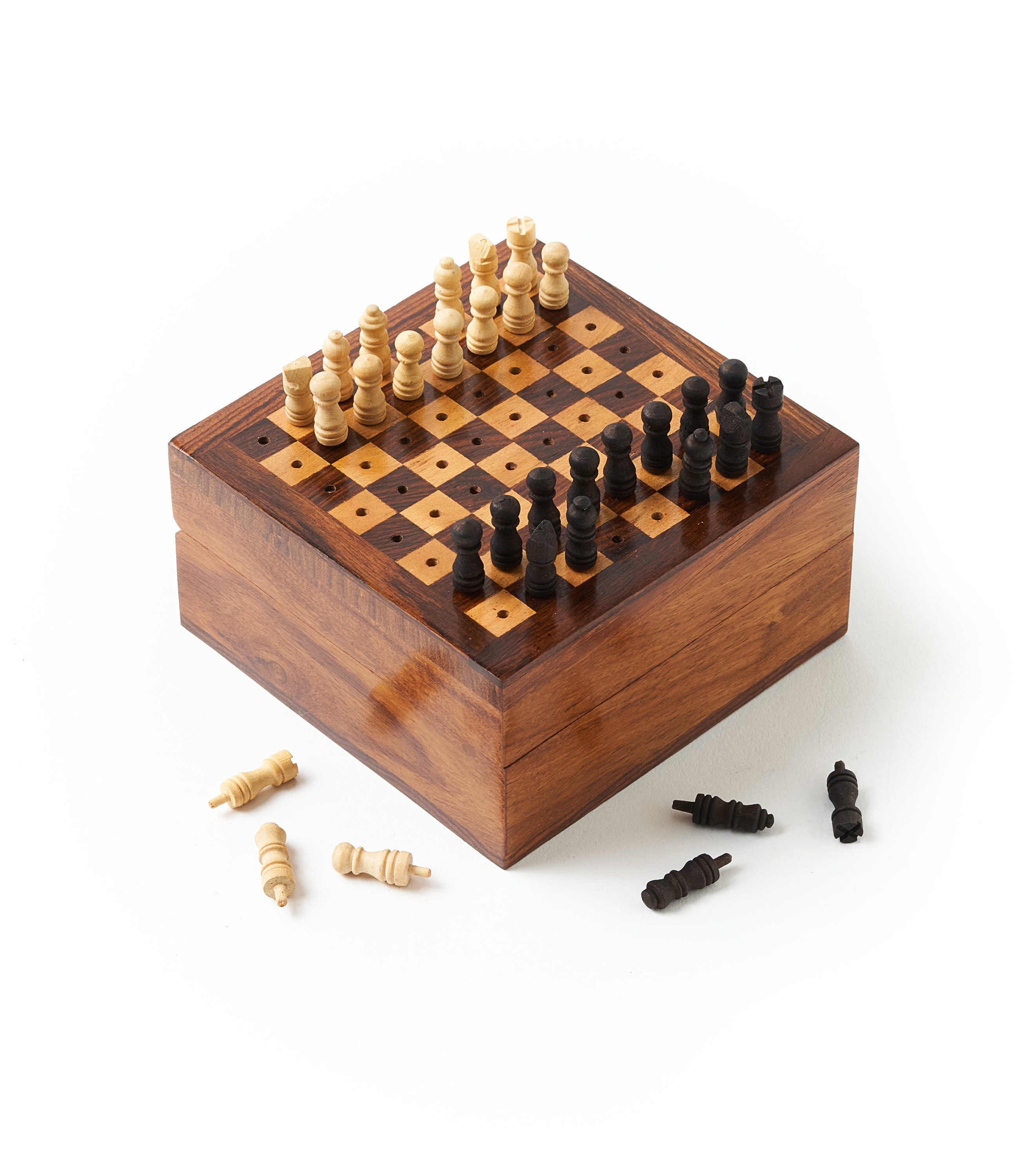 WE Games Round Wooden Travel Chess Set with Pegged Chessmen – 6 inches