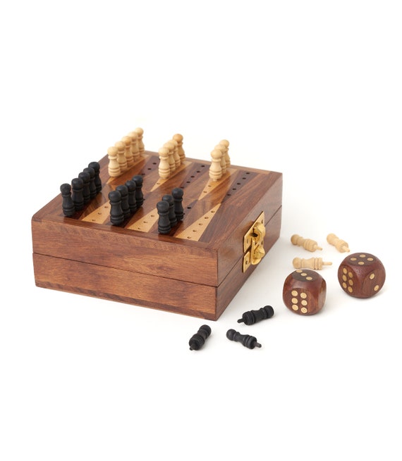 Matr Boomie Travel Chess Game