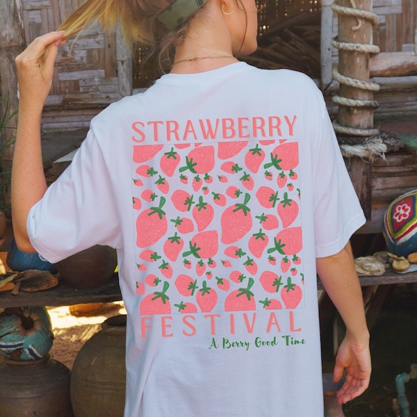 Erdbeer T-Shirt, Festival Shirt, Sommer, Affirmation Shirt, Geschenk Freundin, Geburtstagsgeschenk, Muttertagsgeschenk, Strawberry, Y2k
