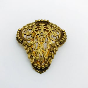 Joseff of Hollywood Art Deco Fur Clip in Gold Metal, Vintage Filigree Dress Clip