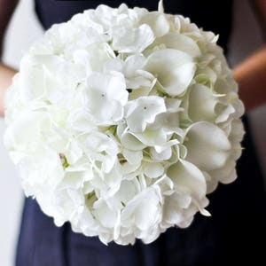 9" Choose ribbon color Real Touch White Calla Lily Bouquet Hydrangea Bouquets Bridal Bridesmaid Bouquet Wedding Boutonniere Corsage