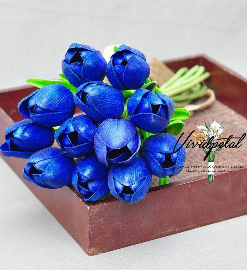Slick Royal Blue Tulip Dimensional Fabric Paint 4oz 