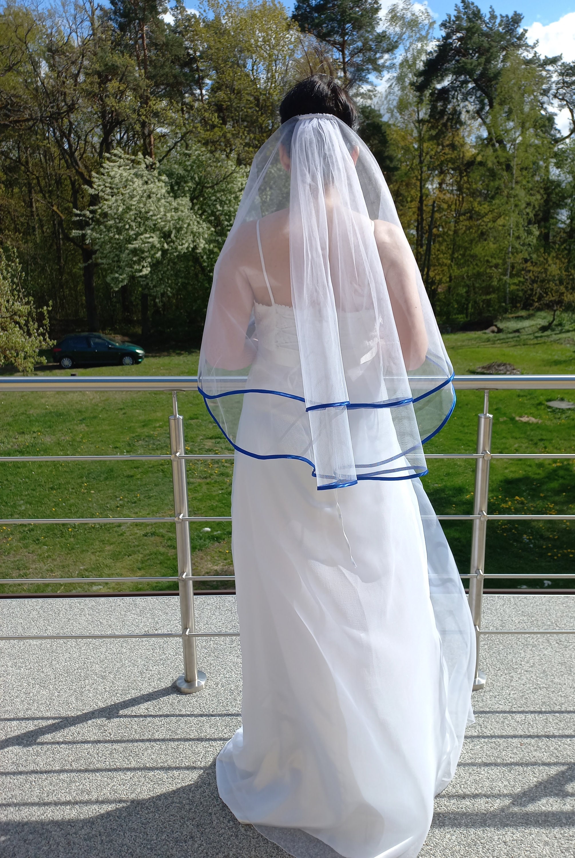 Blue and white wedding veil new arrivals