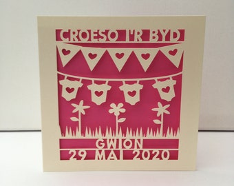 Cerdyn Babi Newydd Cymraeg Croeso i'r Byd Welsh Language Welcome to the World Baby Card New Baby Card Personalised - Papercut