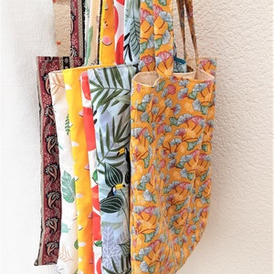 100% printed cotton tote bag, fully lined, ideal for the beach, holidays, shopping, women's gift