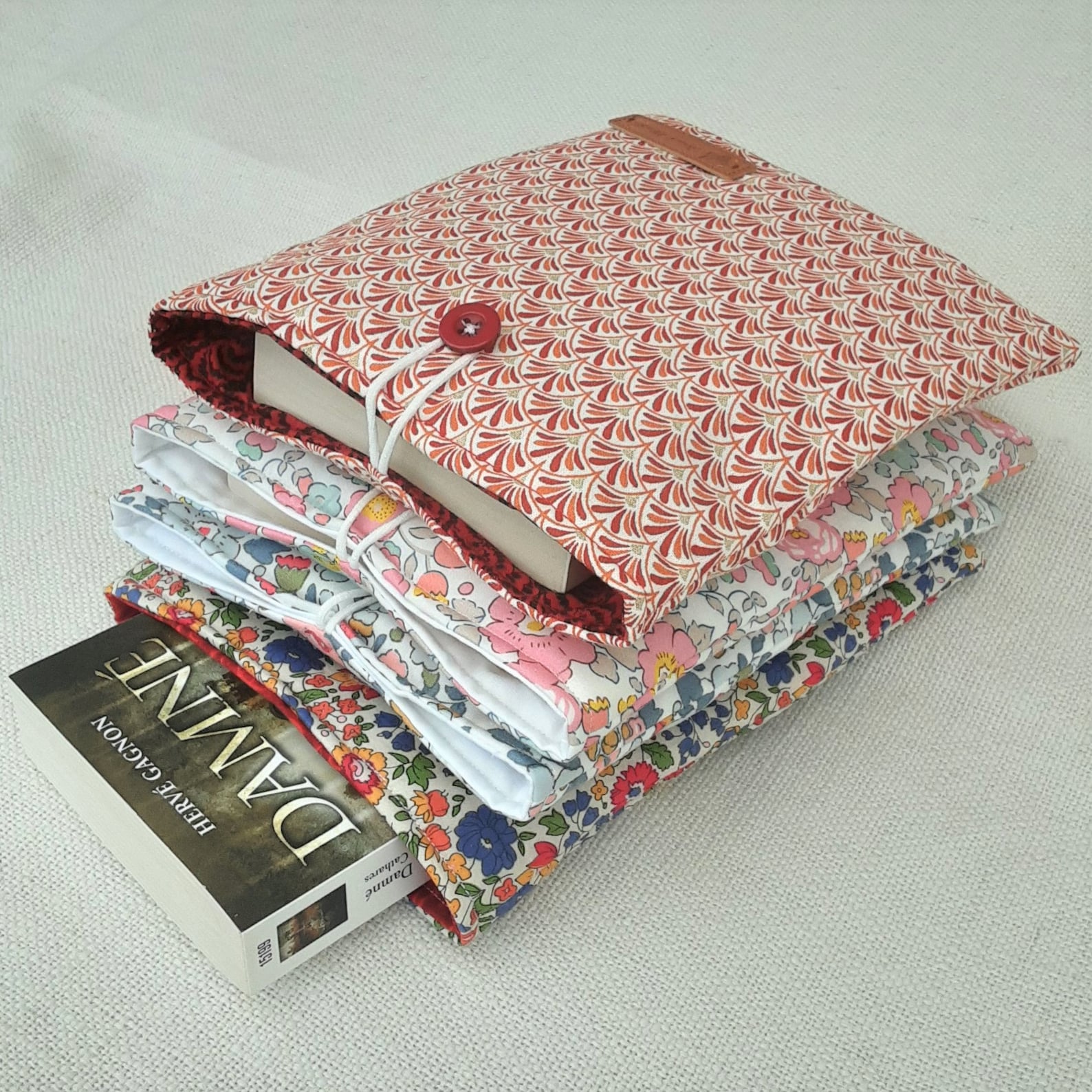 Housse De Livre Rigide En Tissu Lavable Pour Livre De Poche - Protection Rembourrée Avec Fermeture Éclair - Motif Floral