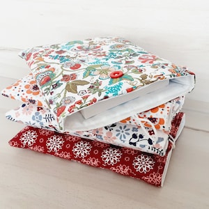 Gepolsterte Buchtasche aus Stoff mit Knopfverschluss, Schutzhülle für Bücher im Taschenformat, Paisley-Blumenmuster, Geschenkidee