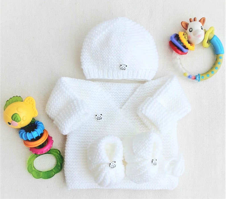 Set baby bra hat wool slippers knitted by hand, decorated with buttons cat, layette, gift birth, 