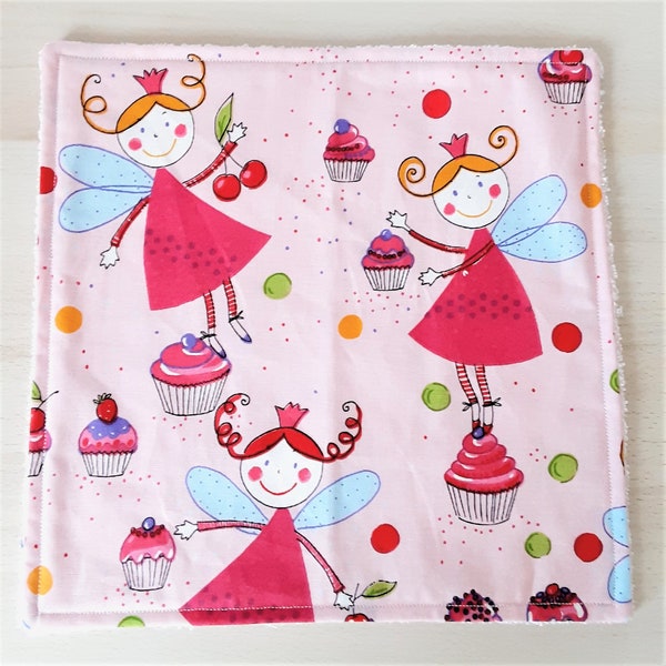 serviette de table enfant PERSONNALISEE en tissu coton, Licorne et Fées fuschia serviette de cantine