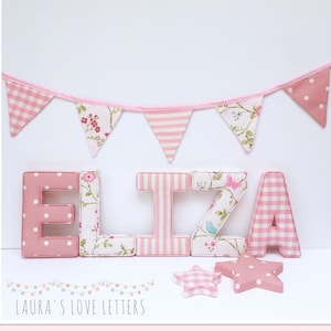 Stoff gepolsterte Buchstaben (Preis pro Buchstabe) Mädchen, rosa, personalisierte Baby Geschenk, Kinderzimmer Wandbehang, neues Baby Geschenk