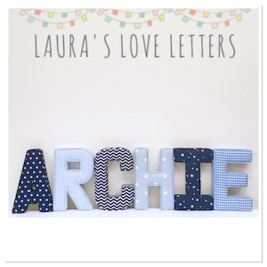 Stoff gefütterte Buchstaben für Jungen, Kinderzimmer Dekor, personalisiertes Namensgeschenk, Taufe, Baby Geschenk, Baby Geschenk, Initiale