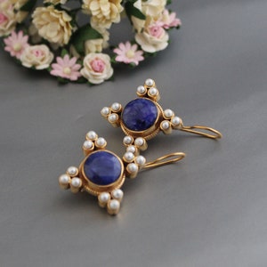 Pearl Art Deco Earrings, Blue Sapphire Earrings, 1930s vintage style, Edwardian Style Jewelry, Art Nouveau Earrings, Dainty Gold Earrings