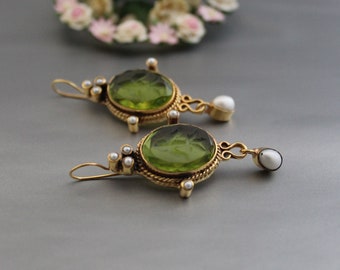 Green Intaglio Earrings, Crystal Earrings, Vintage Earrings, Antique Jewelry, Wedding Earrings, Gold earrings, Art Deco Jewelry,Gift for Her