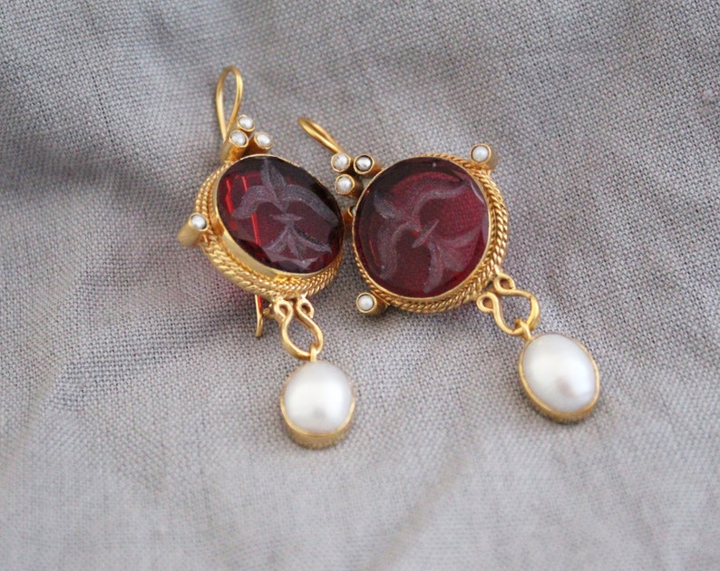 Red Intaglio Earrings Intaglio Crystal Earrings Vintage - Etsy