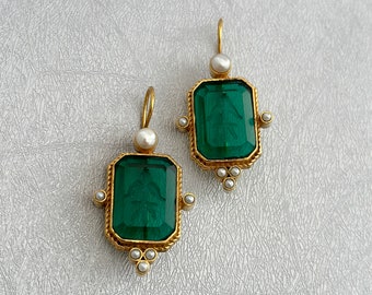 Green Intaglio Earrings, Antique Jewelry, Art Deco Jewelry, Crystal Earrings, Vintage Earrings, Ancient Earring, Gift for her, Gift for Mom