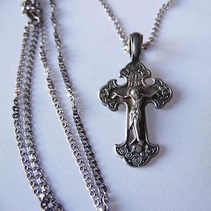 Russische sterlingzilveren 925 orthodoxe kruisbeeldhanger | 33 x 20 mm kruis + 61 cm ketting | Elegante christelijke ketting 5,7 g