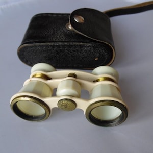 Binocolo da teatro sovietico d'epoca / Binocolo da teatro dell'URSS con custodia in pelle / Regalo da collezione retrò