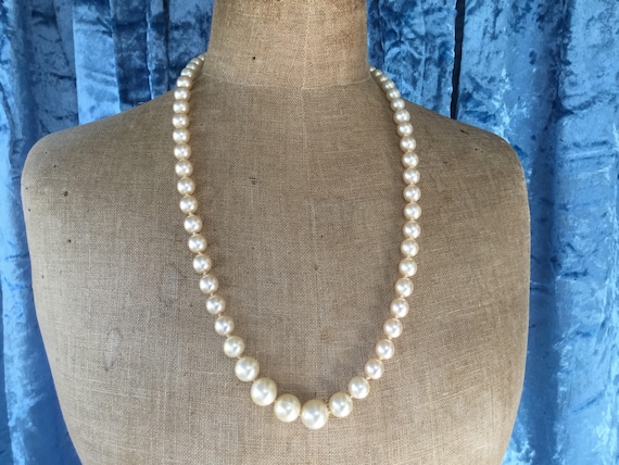 Vintage Faux Pearls Single Strand Necklace 1950s Necklace Quality