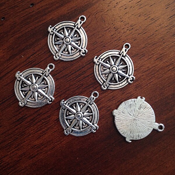 Bulk 8 Silver Compass Pendants, Antique Silver Charms, Compass Charms, Pewter Charm Findings, Jewelry and Craft Supplies, Findings