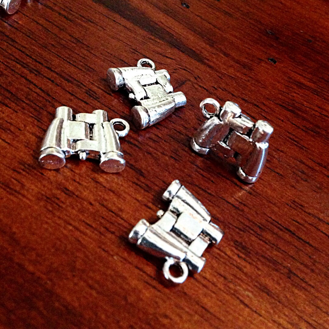 10 Binocular Charms, Antique Silver Charms, Bicnoculars Charms, 3D
