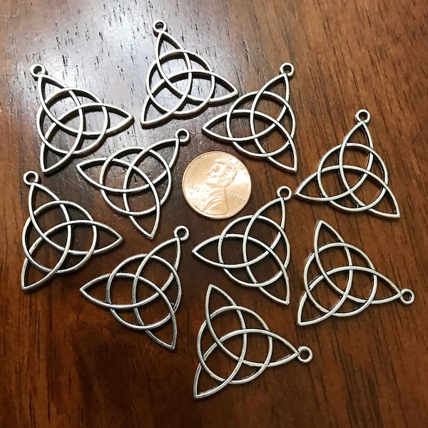10pcs Celtic Knot Charms, Large Trinity Knot Charms, Triquetra Charms, Dull Silver Tone Infinity Knot Charms, Celtic Knot Pendants, Findings
