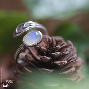 "Plume" Moonstone Ring - 925 Silver - ClairObscur Art