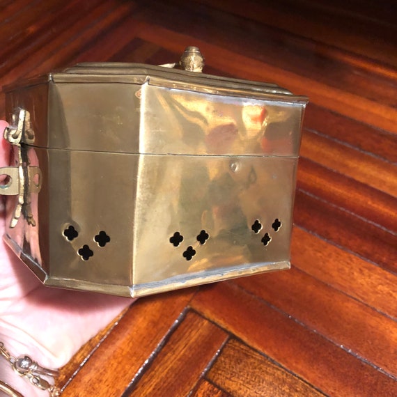 Vintage Solid Brass Cricket/Incense Box/Free Ship… - image 2