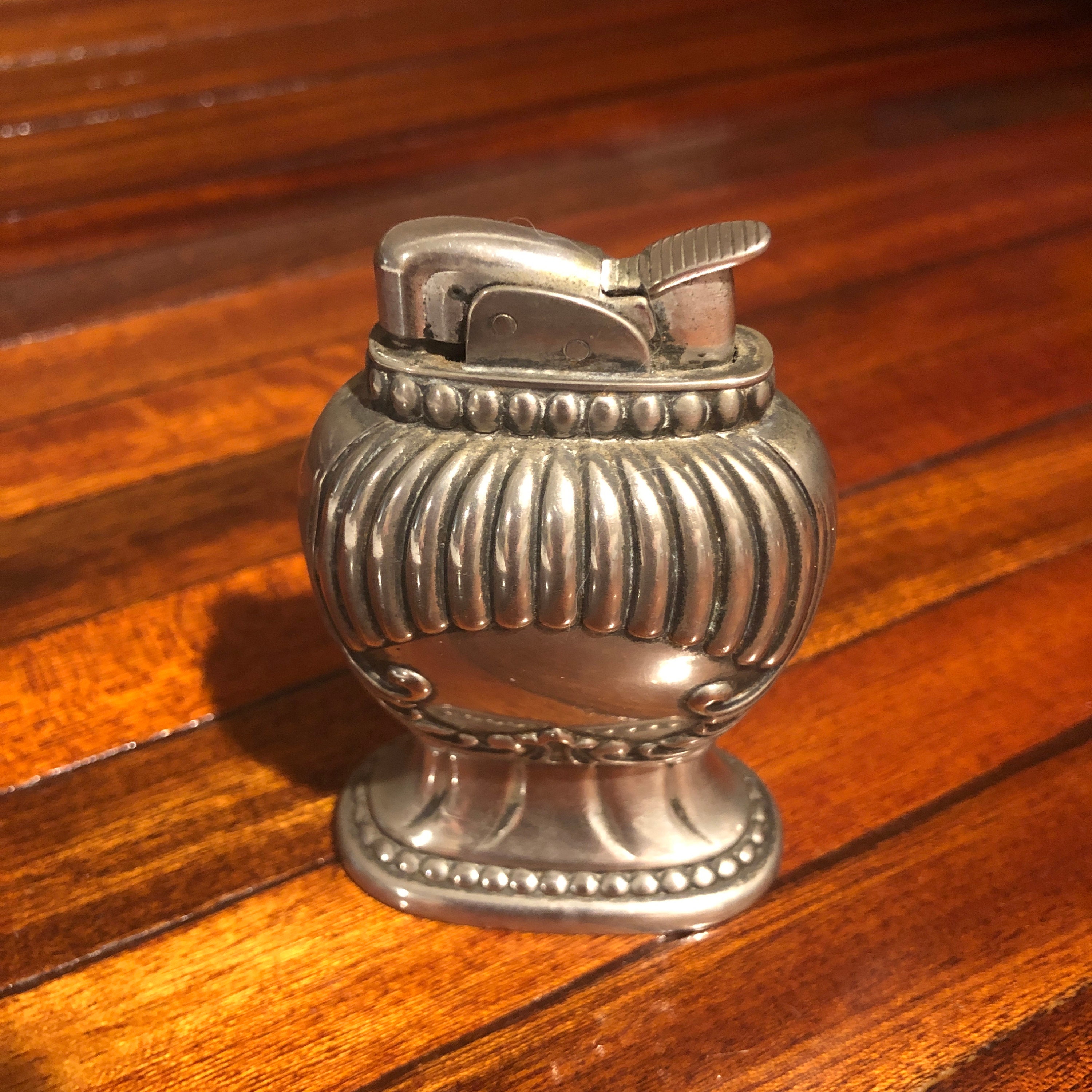 Vintage Evans Art Deco Cigarette Lighter/evans Table-top
