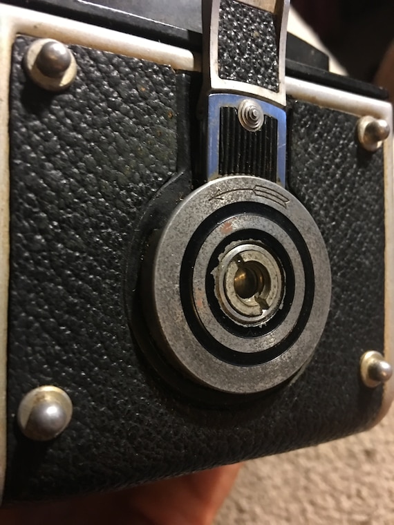 A Rolleiflex T Model 1 Camera With Tessar 1:3,5 F=75 Mm No T2130758 Germany 1958 61