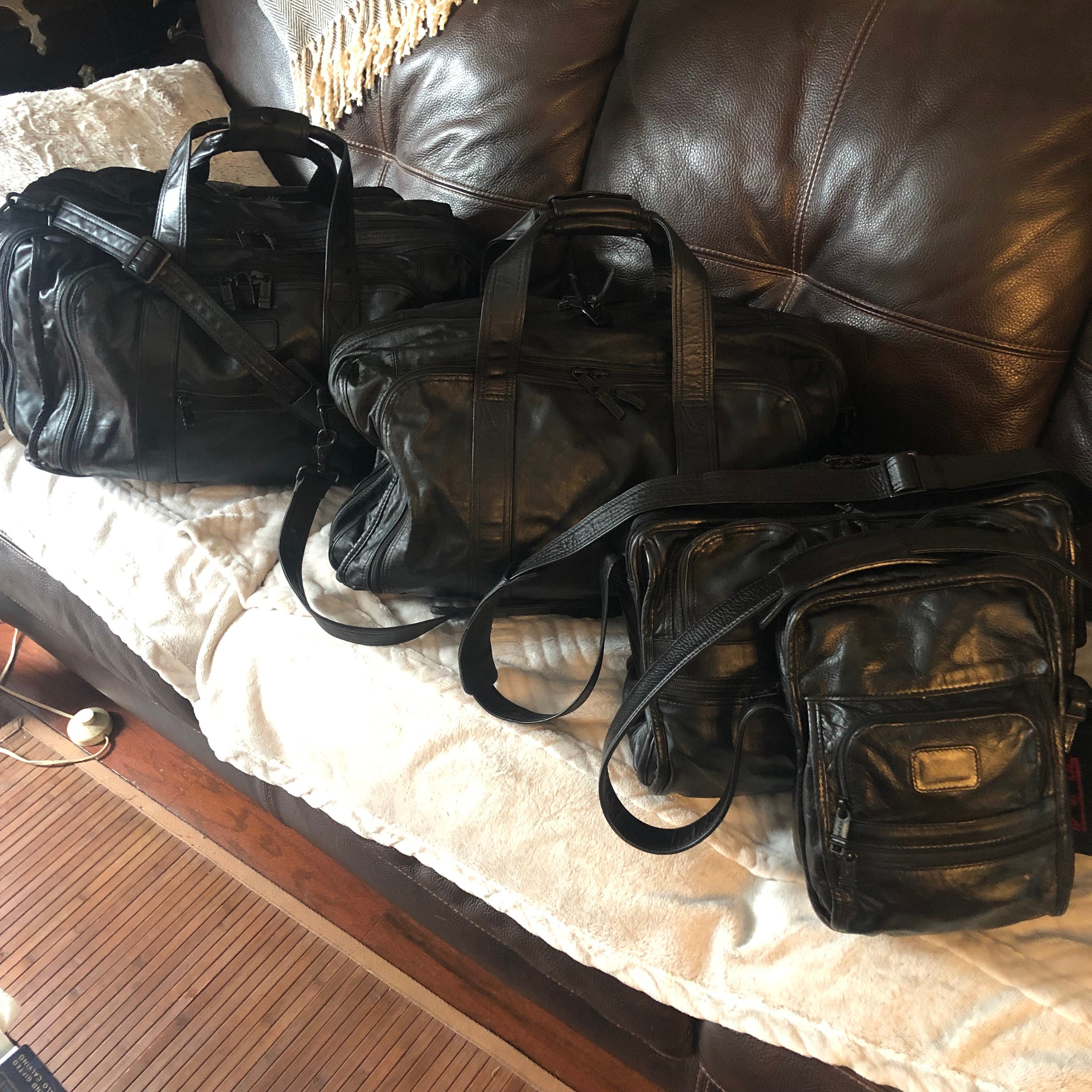 Vintage Rare Tumi Leather Luggage Set/black Tumi Leather Vintage Rare Tumi Leather Luggage Set/black Tumi Leather
