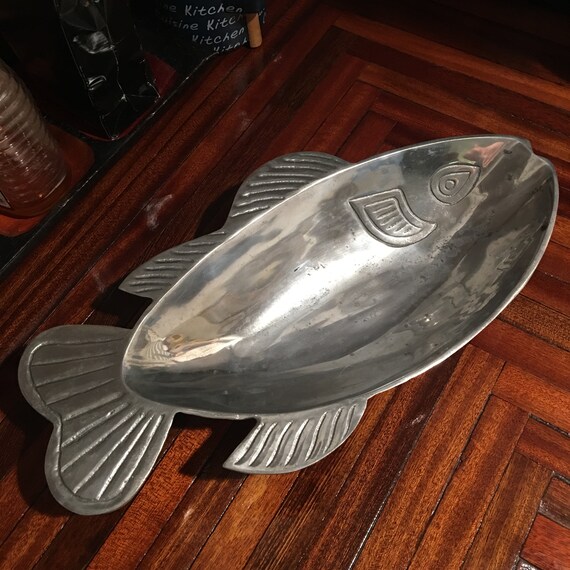 Fish shaped serving plate cheap