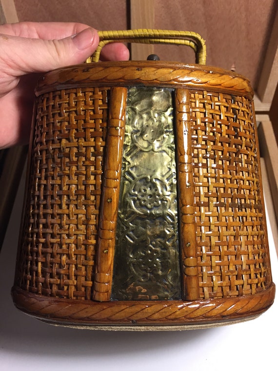 Vintage Wood/Wicker/Clutch Purse/Pocketbook FREE S