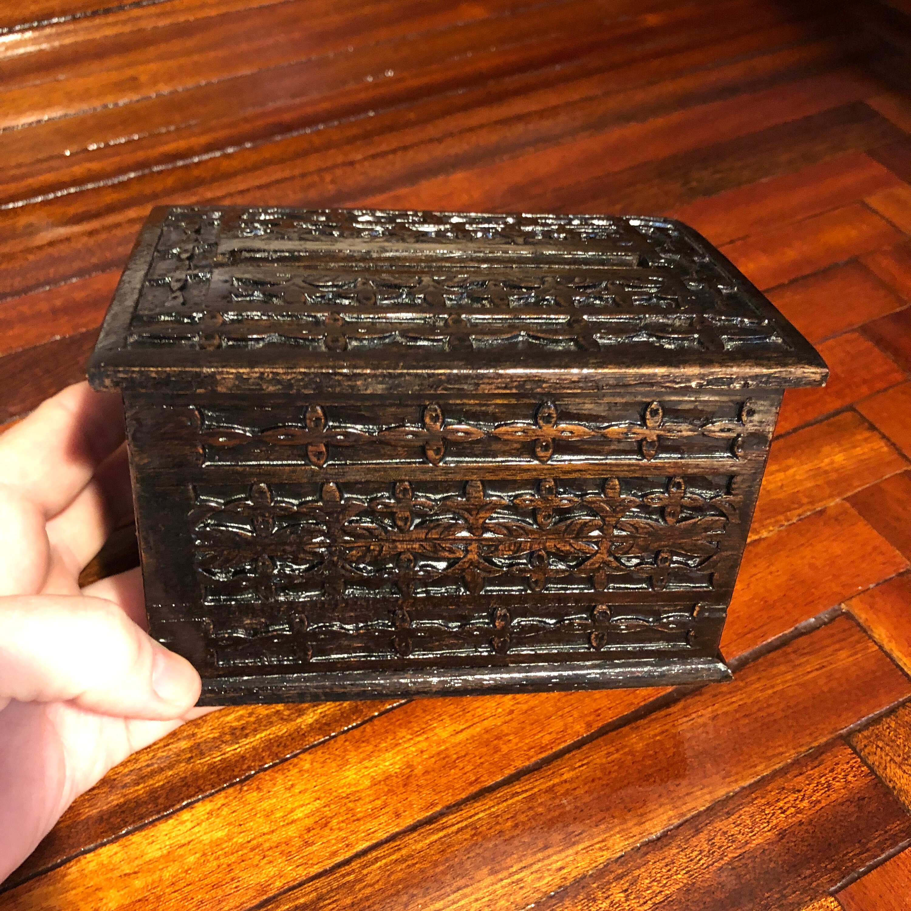 Magic Cigarette Box