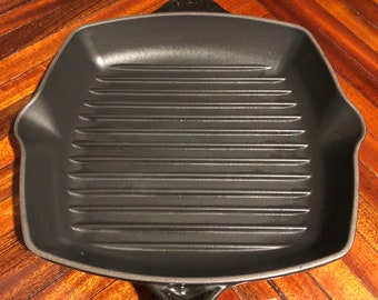 Le Creuset Cast Iron Square Grill Pan/Free Shipping!