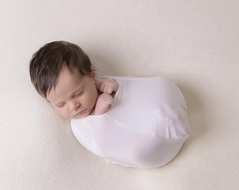 Newborn Baby Photography prop easy under wrap swaddle pro perfect posing aid helps posing, game changer for photographers toes in or out