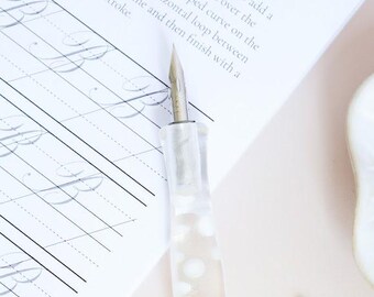 Straight White Lava Pen