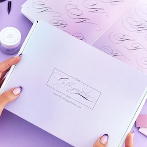 Capital Stem Flourishing Calligraphy Box