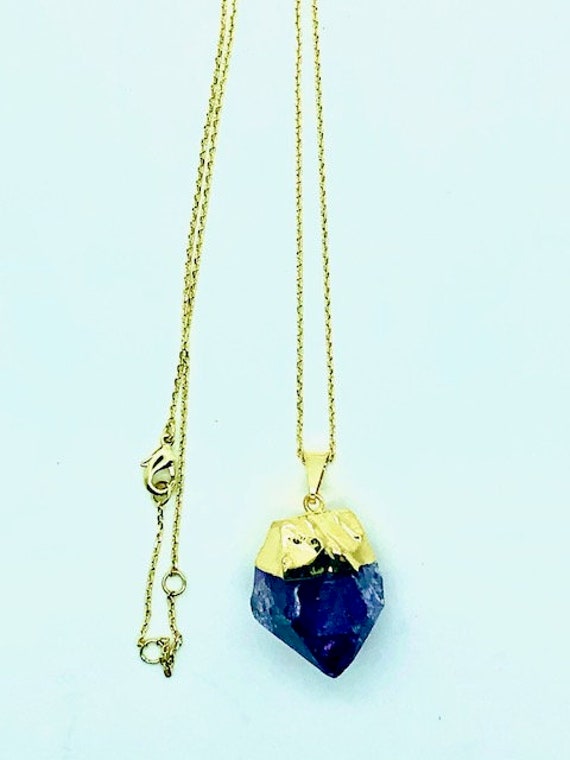 Amethyst Pendent Gold Chain - Spiritual Jewelry - AlohaVeda - Ayurveda Superfood - Hawaii - Ayurveda - Maui