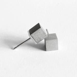 Modern earrings CUBO | Wearable architecture made of concrete and silver 925. Concrete jewelry collection by ORTOGONALE