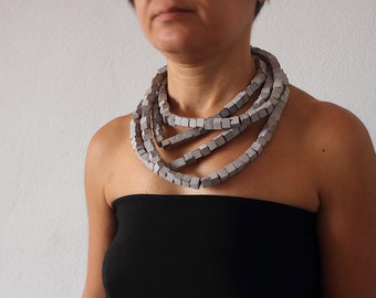 Collana lunga moderna in cemento CLCNN | Architettura indossabile dalla collezione di gioielli moderni in calcestruzzo di ORTOGONALE