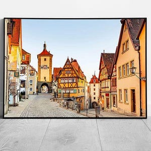 Plonlein Rothenburg ob der Tauber: Traditionelle Deutsche Architektur Gelb getönt gerahmter Wandkunst Druck