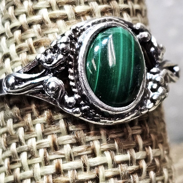 Metaphysical Green Zaire Malachite  in solid silver 925 mark ring sizes US 4-12 cabochon stone 7 x 9 mm gift box included made in Poland