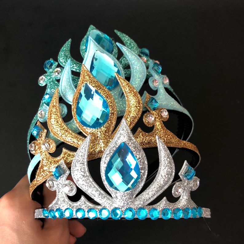 elsa gloves and crown