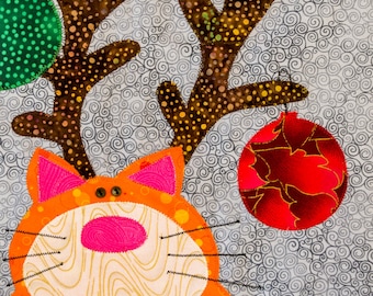 Reindeer Cat - Quilt Karma Pattern - Paper Strip Piecing Raw Edge Applique